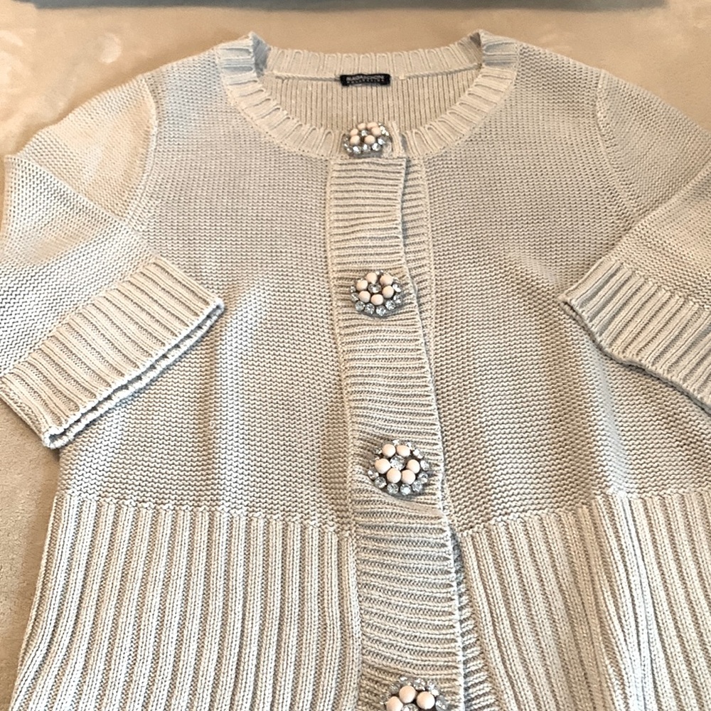 Beautiful short sleeve Magaschoni sweater
